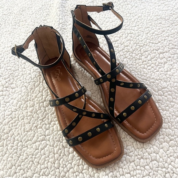 Crown Vintage North Square Toe Buckle Ankle Strap Sandals NWOT - Picture 1 of 6